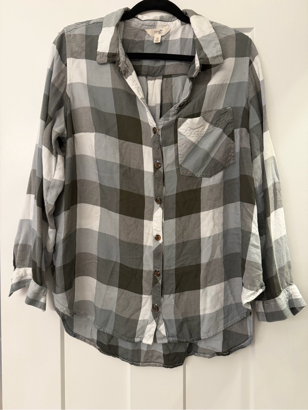 Lightweight Gray Plaid Button-Front Shirt - Women